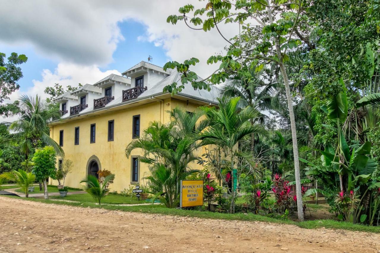 Mahogany Hall San Ignacio Buitenkant foto